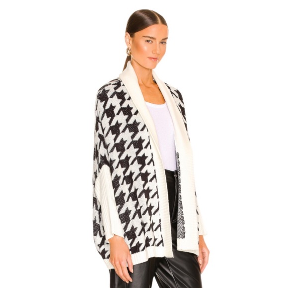 BCBGeneration Cardigan - Picture 7 of 10